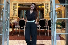 Liza Natalia Geram Nama...