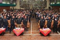 Ingin Pemimpin Komunikatif...