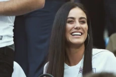 5 WAGs Cantik Pasangan...