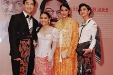 10 Gaya Selebriti di...