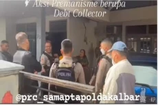 Gembok Rumah Warga,...