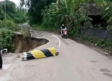 Jalan Lintas Sumsel-Lampung...