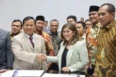 Prabowo dan Komisi I...