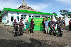 TNI Angkatan Laut Renovasi...