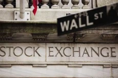 Saham Amazon dan Apple...