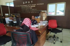 Diduga Suami Selingkuh...