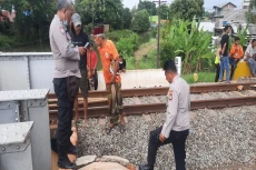 Bocah Tewas Tersambar...
