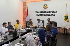 Tak Bisa Ikut Pemilu...