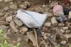 Tubuh Masih Utuh, Mayat...