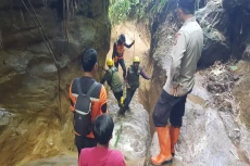 Remaja Hilang di Sungai...