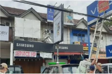 Pemkot Pontianak Segel...