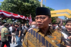 Ridwan Kamil Diisukan...
