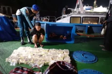 TNI AL Gagalkan Penyelundupan...