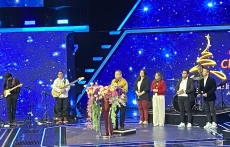 Hary Tanoesoedibjo Berbagi...