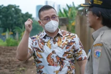 Anggota DPRD DKI Kenneth...