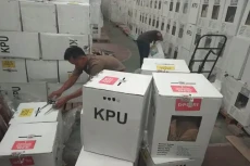 KPU Pakai Lagi Kotak...