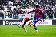 Juventus Ditahan Standard...