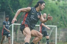 Tinggalkan Persija,...