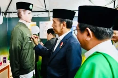 Dekatkan SDM Pesantren...