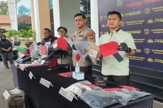 Polisi Tangkap Begal...