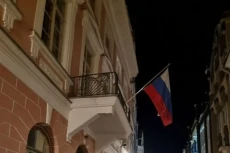 Seteru Rusia dengan...