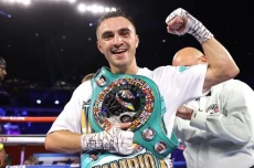 Jason Moloney vs Nonito...
