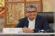 Bersaing dengan Fintech,...