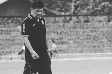 Profil Benny Dollo,...