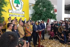 Surya Paloh Akui Bahagia...