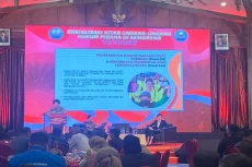 Sosialisasikan KUHP...