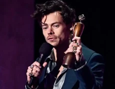 Harry Styles Borong...