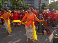Daftarkan Kebaya ke...
