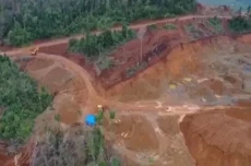 Ratusan Warga Konawe...