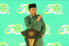 Presiden Jokowi Pantau...