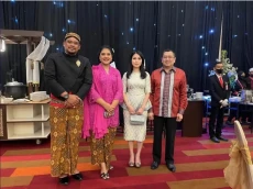 Momen Kebersamaan HT-Liliana...