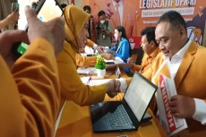 Didampingi Relawan,...