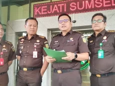 Korupsi Masjid Raya...
