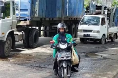Hati-hati! 2 Ruas Jalan...