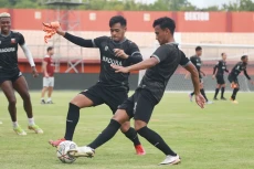 Jamu Borneo FC, Madura...