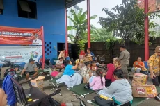Sepekan Terkena Banjir,...