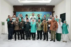 AS Hikam hingga Akhmad...