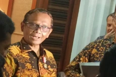 Mahfud MD: Transaksi...