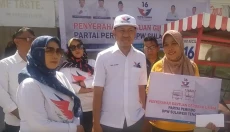 Yusuf Lakaseng: Pembagian...