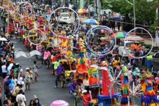 10 Ragam Tradisi Menyambut...