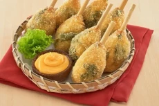 Menu Takjil Kaki Naga...