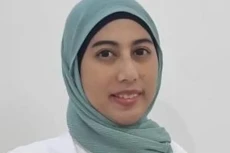 Dokter Yasmina Diah...