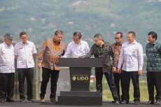 Presiden Jokowi Ajak...