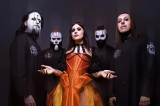Lacuna Coil Persembahkan...