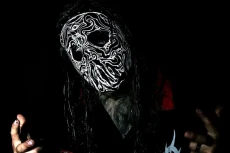 Tampil di Knotfest Jepang,...