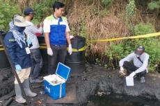 Pemkab Bogor Segel Dua...